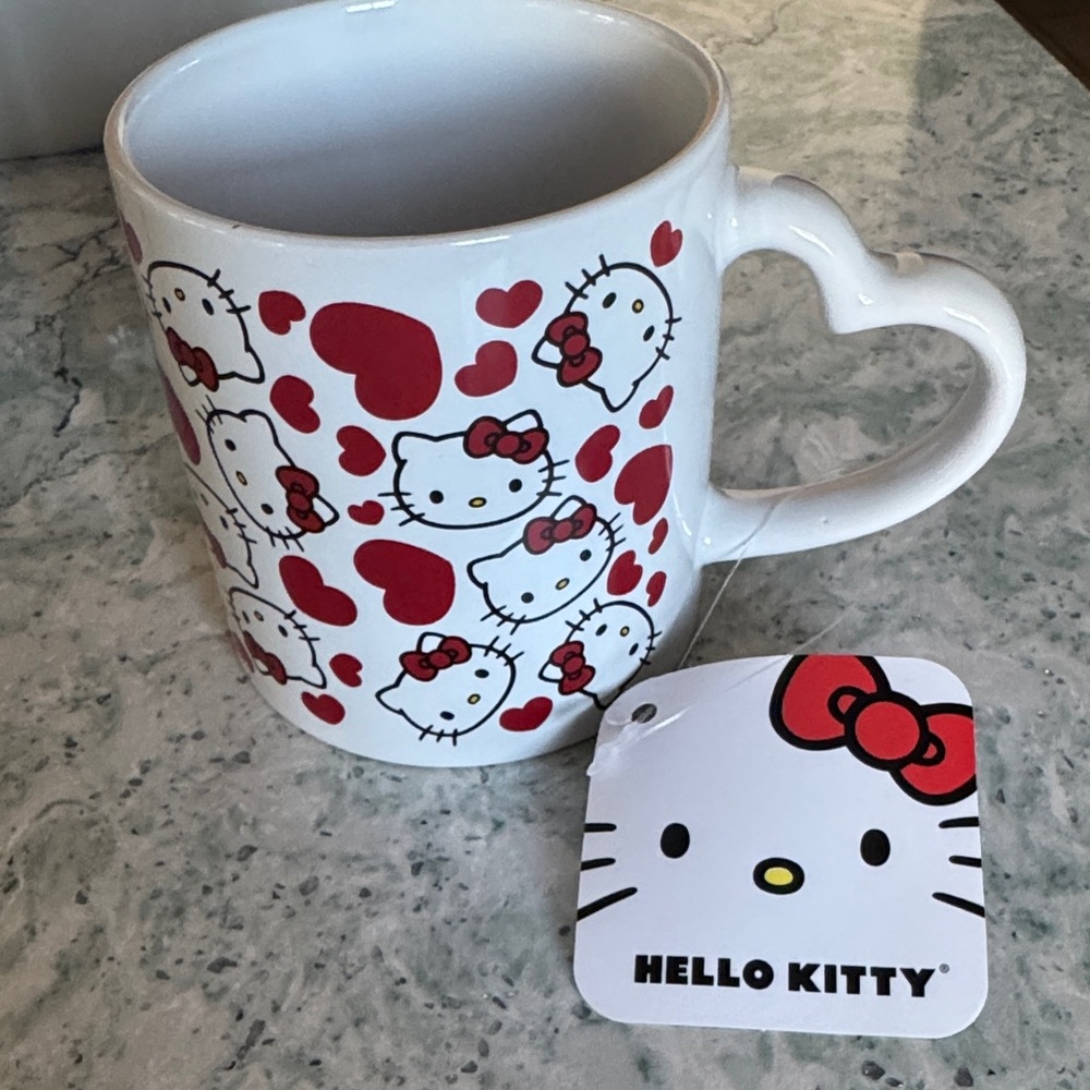 Hello Kitty Red Heart Pattern Mug, NWT